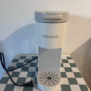 Keurig K Mini Single Serve Brewer - Cream